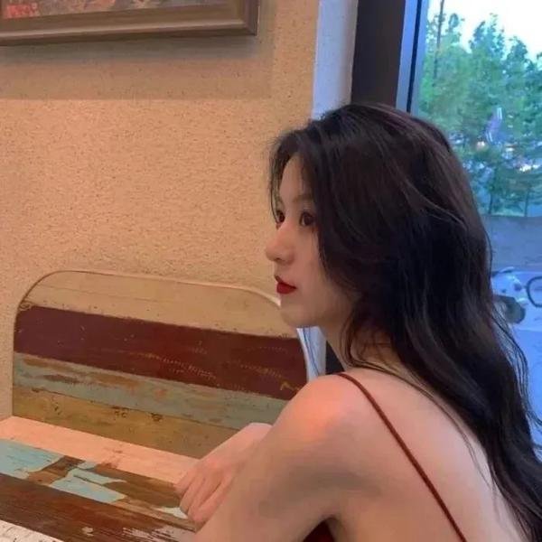 春闺梦里人